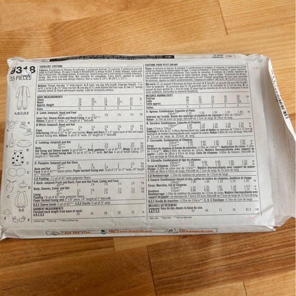 Simplicity 9318 Kids Halloween Costumes - Red, Black, Orange, White - Picture 8 of 10